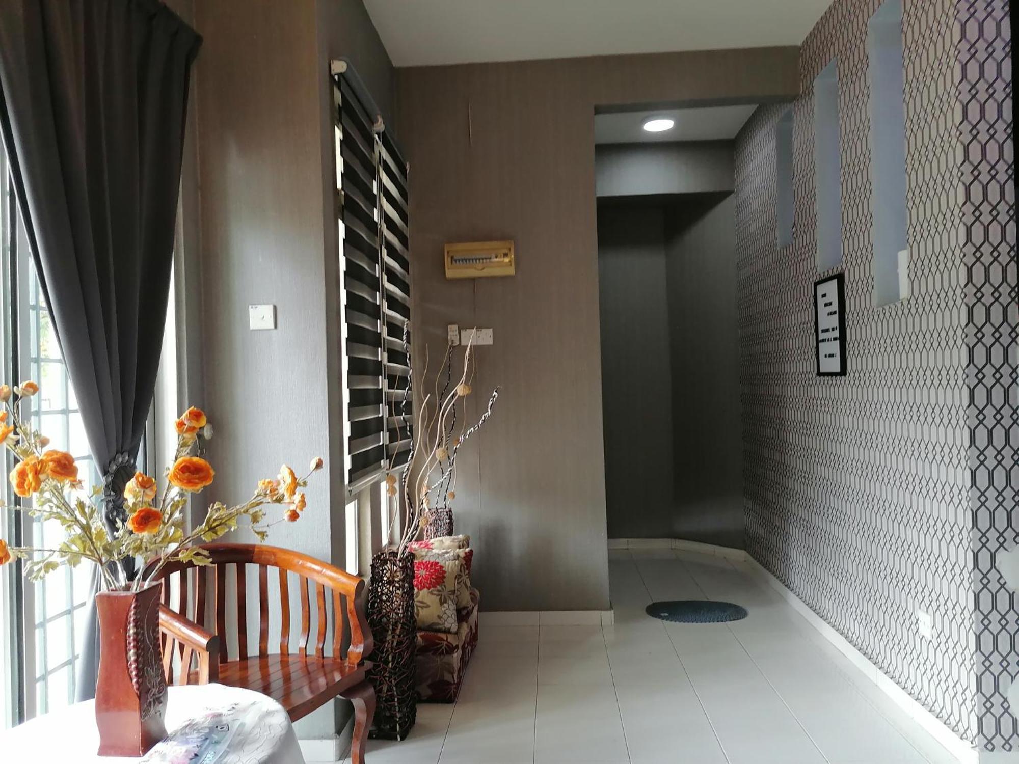 Dkamar Homestay At Desaru, Fully Aircond, Wifi, Coway, Street View 4 Min To Desaru Beach Kangkar Chemaran Exterior photo
