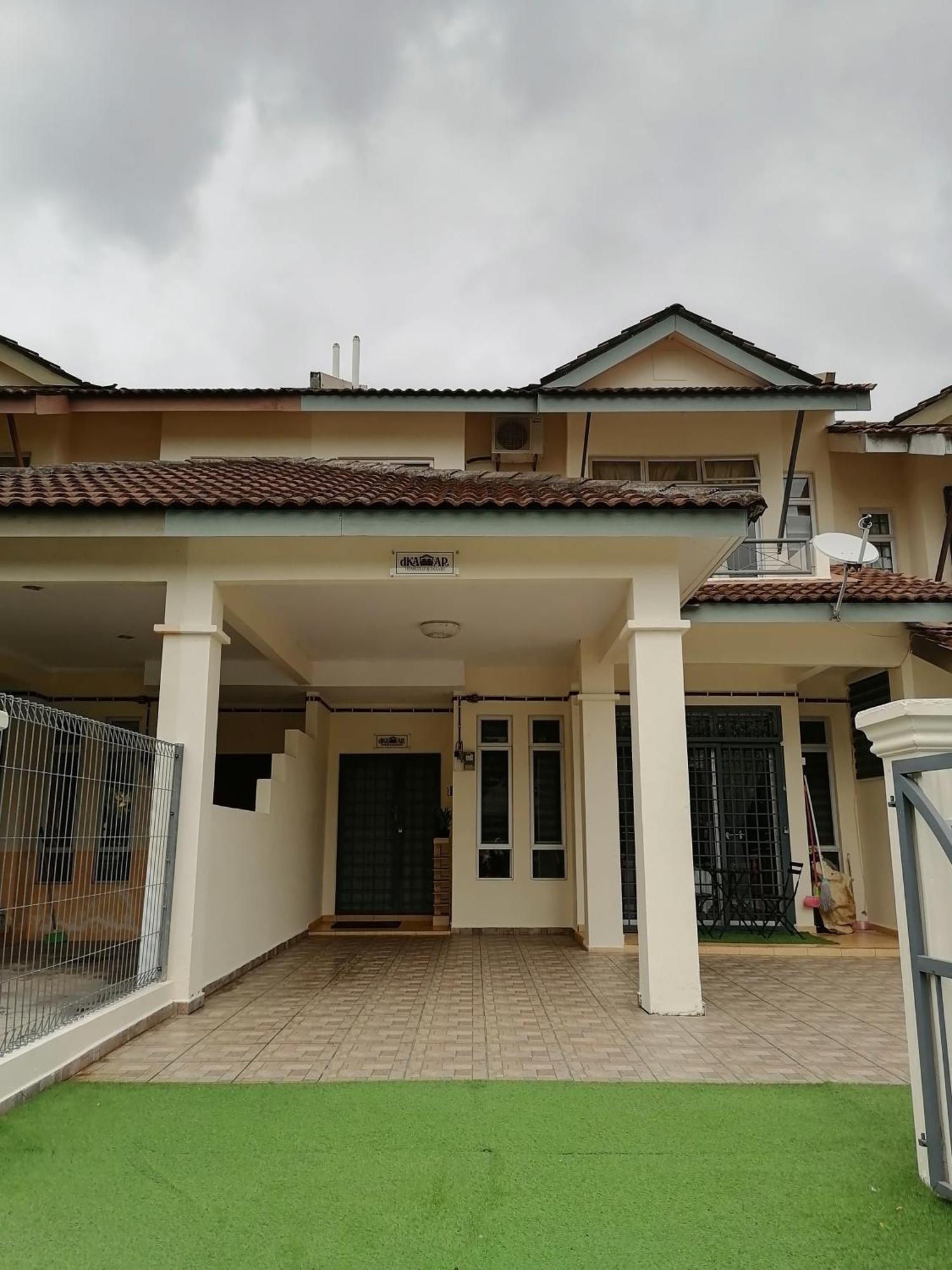 Dkamar Homestay At Desaru, Fully Aircond, Wifi, Coway, Street View 4 Min To Desaru Beach Kangkar Chemaran Exterior photo